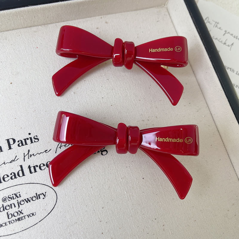 Home 90 premium cat acetate hair clips (复制)