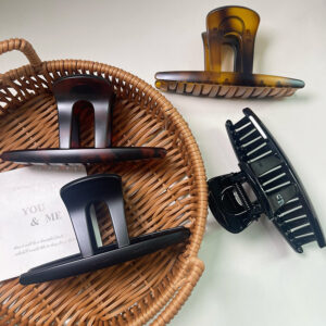 premium acetate hair clips (复制)