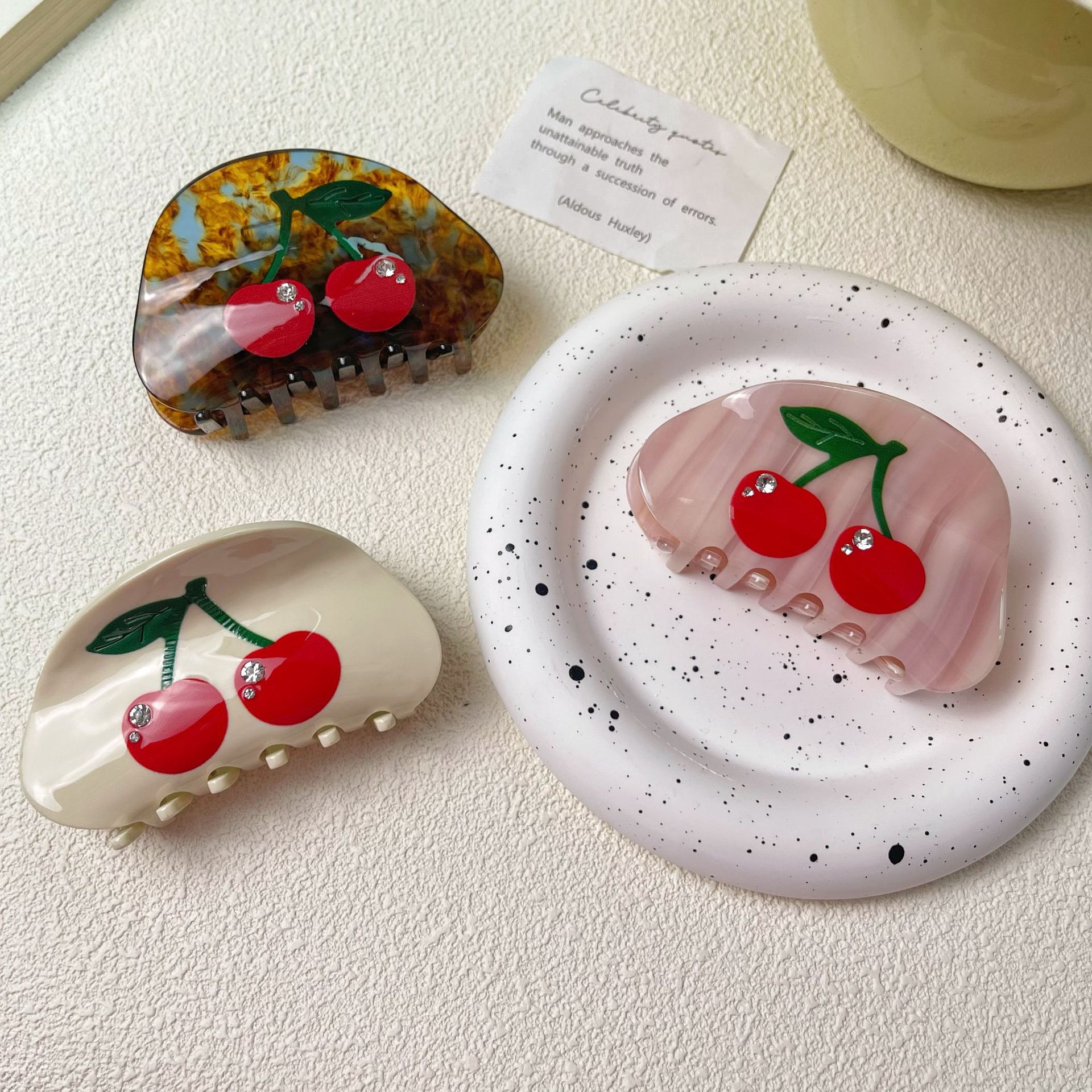 Home 37 premium acetate hair clips (复制)
