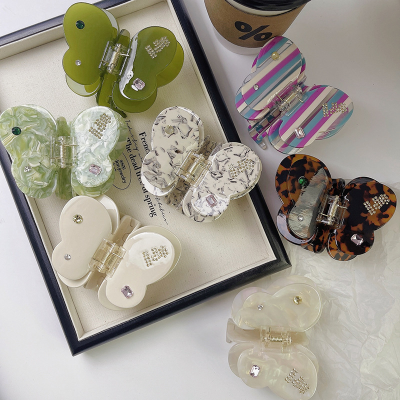 Home 99 premium butterfly acetate claw clips (复制)