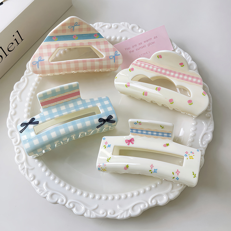 Home 109 premium acetate hair clips (复制)