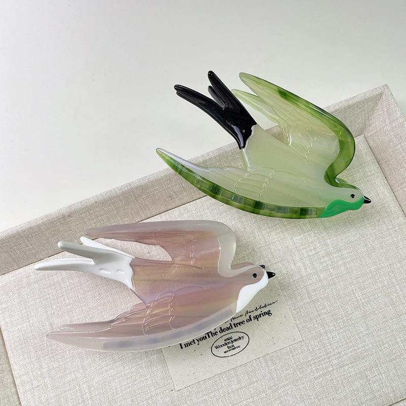 Home 22 whale shark acetate hair claw clip (复制)