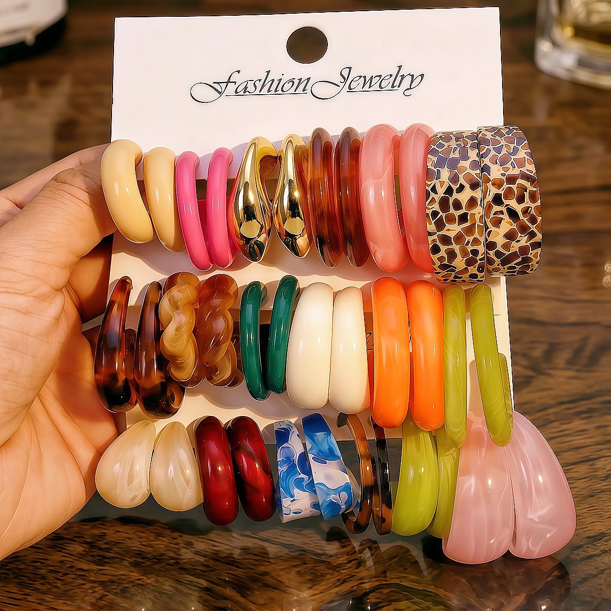 Home 78 premium acetate & resin earings