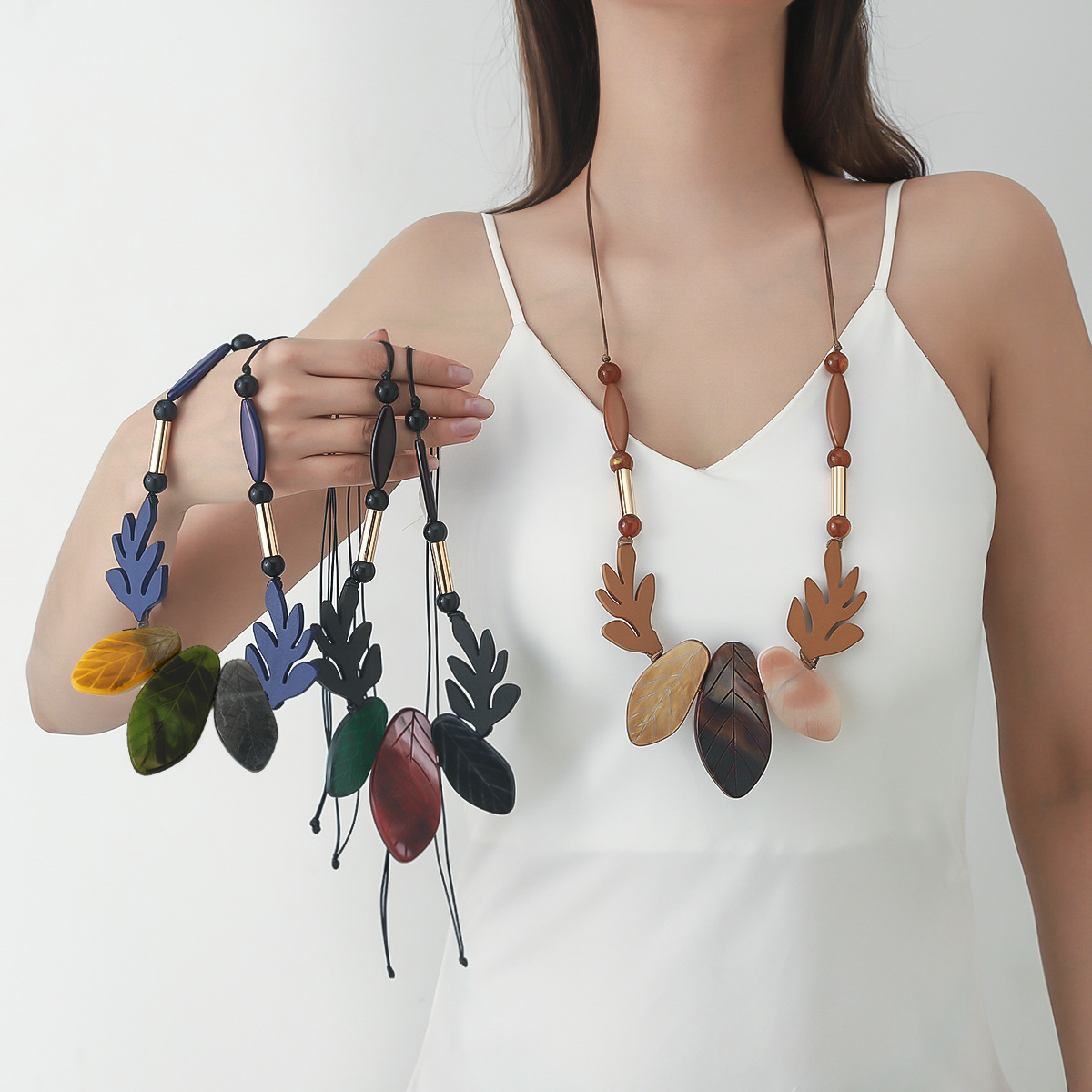premium acrylic & resin necklaces (复制)
