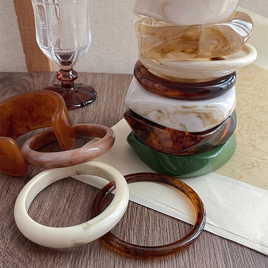 Home 33 premium acetate & resin bracelets (复制)