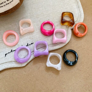 acetate & resin rings (复制)