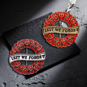poppy remembrance brooch