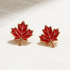 canadian maple leaf enamel pin