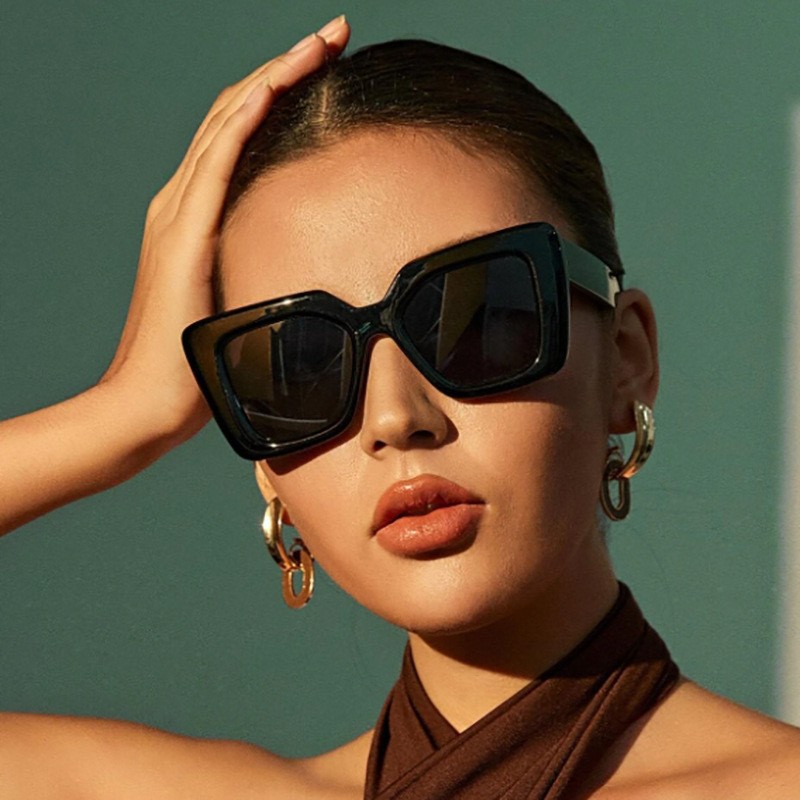 Oversized Square Fashion Sunglasses Women INS Street Style UV Protection Eyewear Trendy Retro Shades