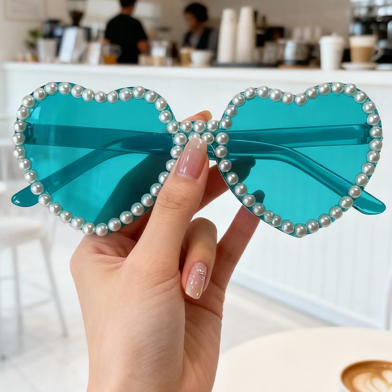Rhinestone Pearl Trim Heart Shape Party Sunglasses Multicolor Tinted Lens UV Protection Bachelorette Birthday Photo Prop Eyewear 4 Rhinestone Pearl Trim Heart Shape Party Sunglasses Multicolor Tinted Lens UV Protection Bachelorette Birthday Photo Prop Eyewear - Image 4