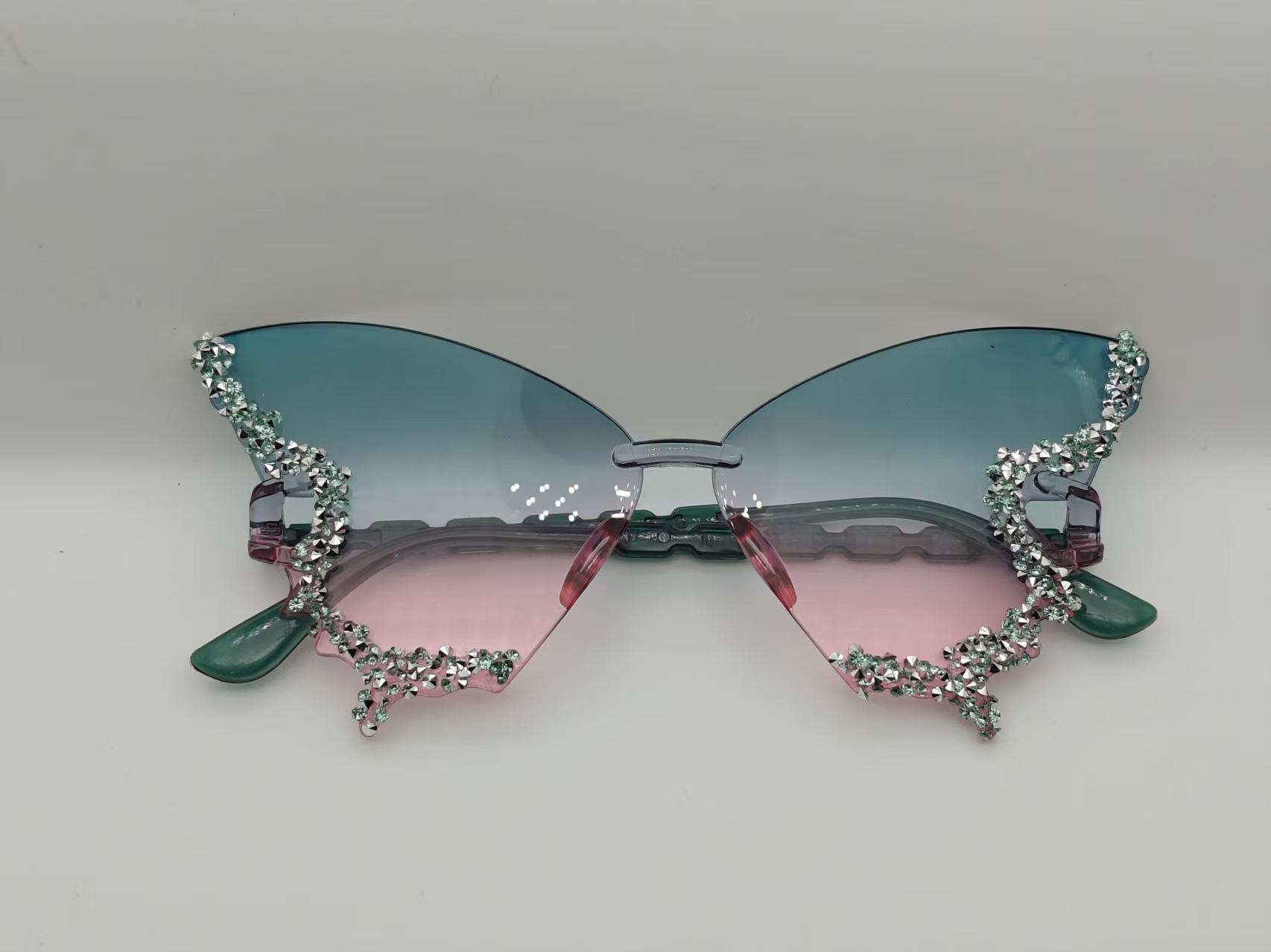 Rhinestone Rim Butterfly Rimless Party Sunglasses Multicolor Gradient Lens Festival Birthday Photoshoot Decorative Eyewear 10 Rhinestone Rim Butterfly Rimless Party Sunglasses Multicolor Gradient Lens Festival Birthday Photoshoot Decorative Eyewear - Image 10