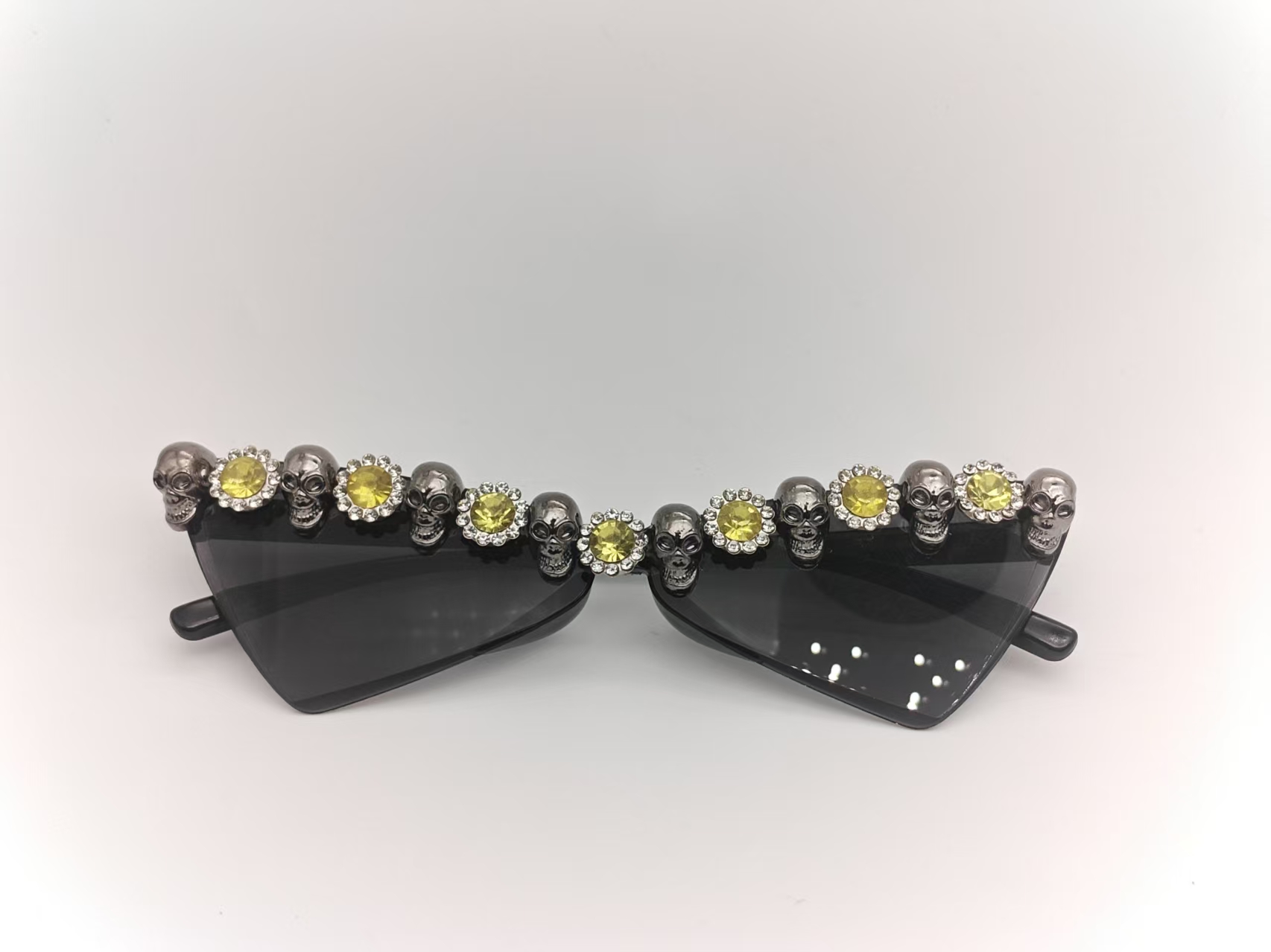 Top Rim Multicolor Rhinestone Flat Top Party Sunglasses UV Protection Music Festival Rave Photo Props Decorative Eyewear 5 Top Rim Multicolor Rhinestone Flat Top Party Sunglasses UV Protection Music Festival Rave Photo Props Decorative Eyewear - Image 5