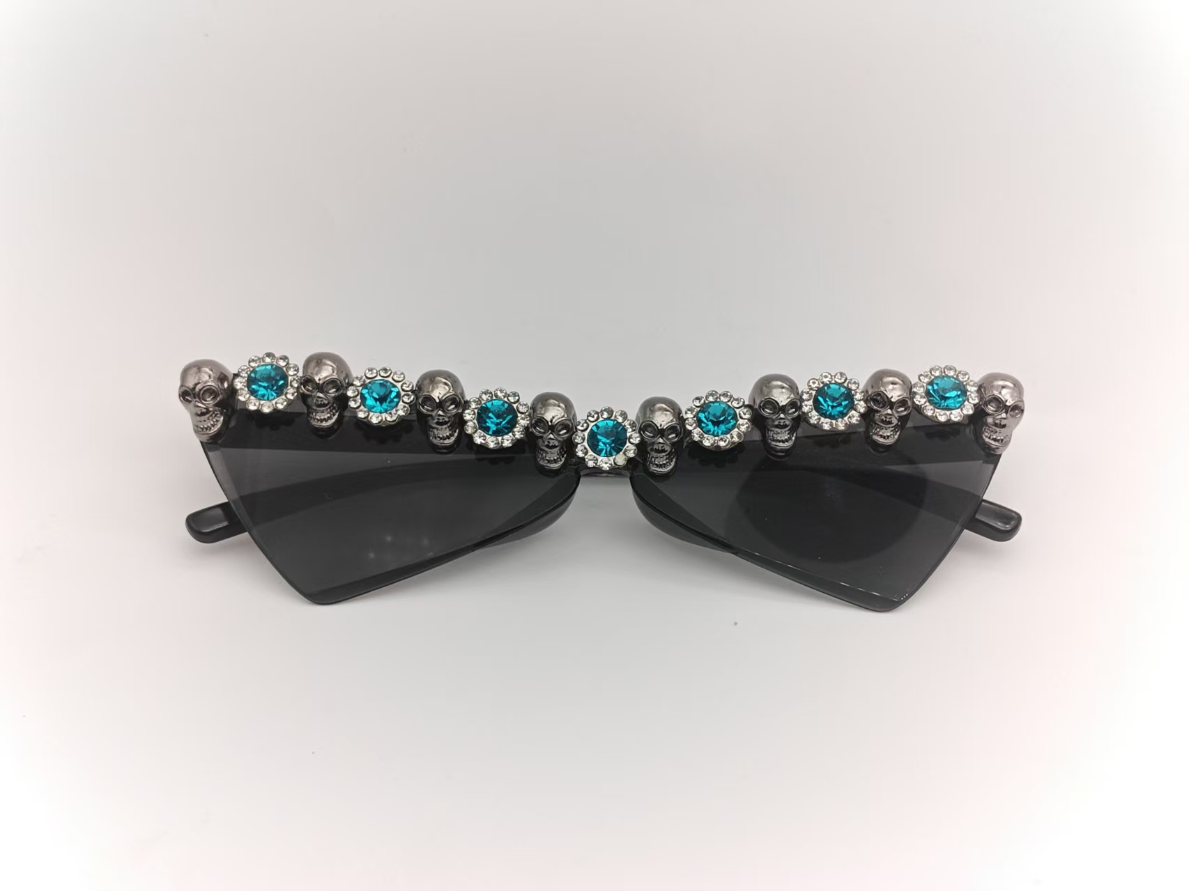 Top Rim Multicolor Rhinestone Flat Top Party Sunglasses UV Protection Music Festival Rave Photo Props Decorative Eyewear 6 Top Rim Multicolor Rhinestone Flat Top Party Sunglasses UV Protection Music Festival Rave Photo Props Decorative Eyewear - Image 6