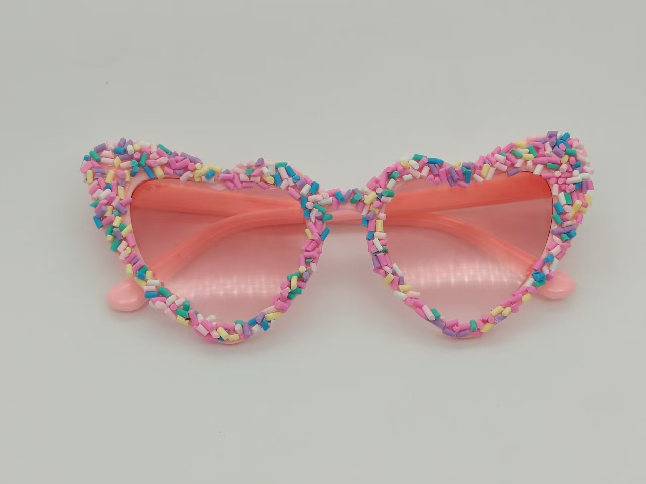 Pastel Rhinestone Edge Heart Sunglasses Pink Series UV Protection Bachelorette Birthday Bridal Party Photo Eyewear 2 Pastel Rhinestone Edge Heart Sunglasses Pink Series UV Protection Bachelorette Birthday Bridal Party Photo Eyewear - Image 2